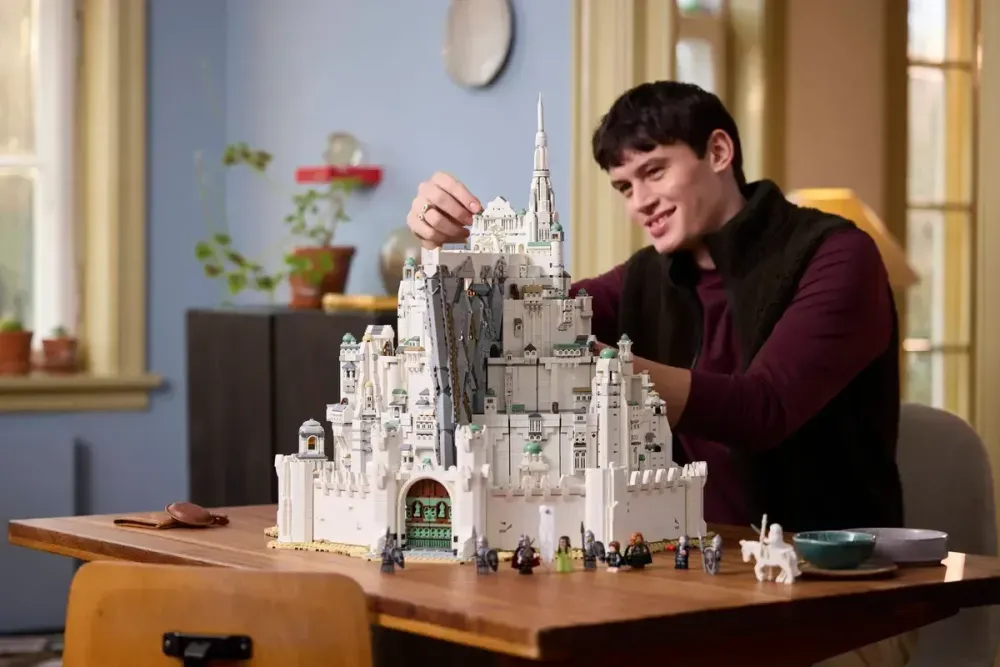 LEGO Minas Tirith (11377): Massive Lord of the Rings Gondor Set